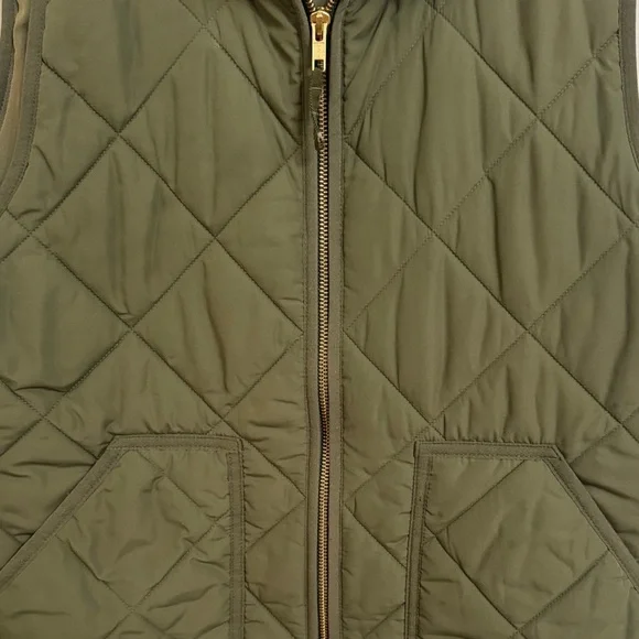 J. Crew Factory Women's Olive Quilted Vest - Picture 5 of 5